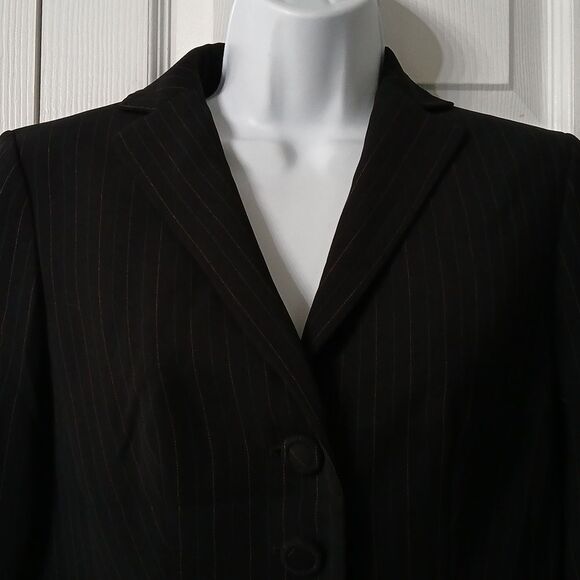Ann Taylor LOFT Petites black pinstripe blazer business casual Sz 2P NWOT - Picture 3 of 8